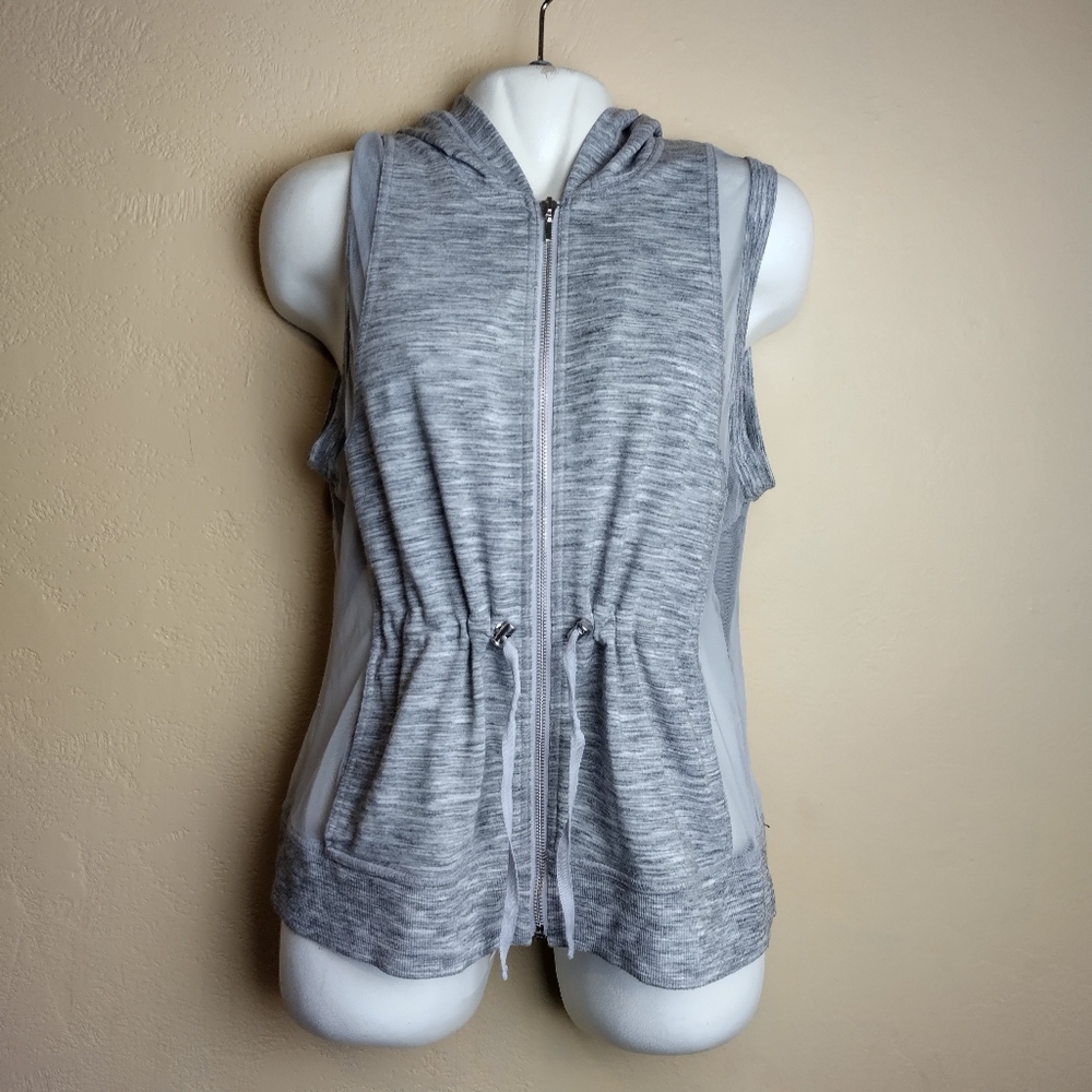 Chicos Zenergy Sleeveless Vest Blue Pockets Outdoors‎ Athletic Size 1